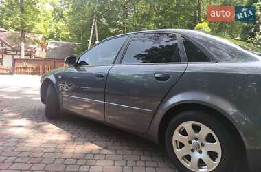 Седан Audi A4 2001 в 