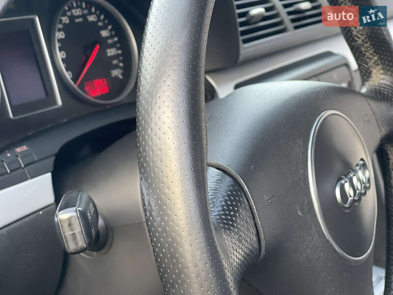 Універсал Audi A4 2003 в Хусті