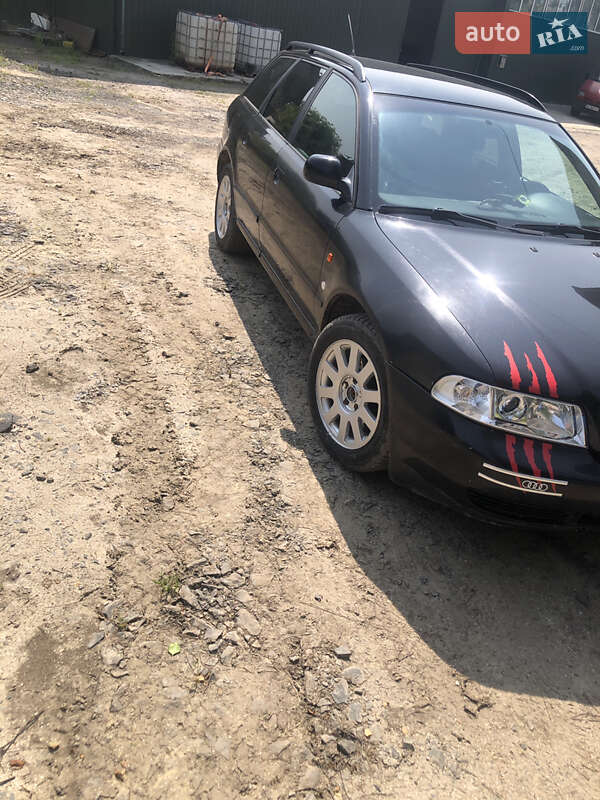Универсал Audi A4 1996 в Млинове фото 2 Универсал Audi A4 1996 в Млинове