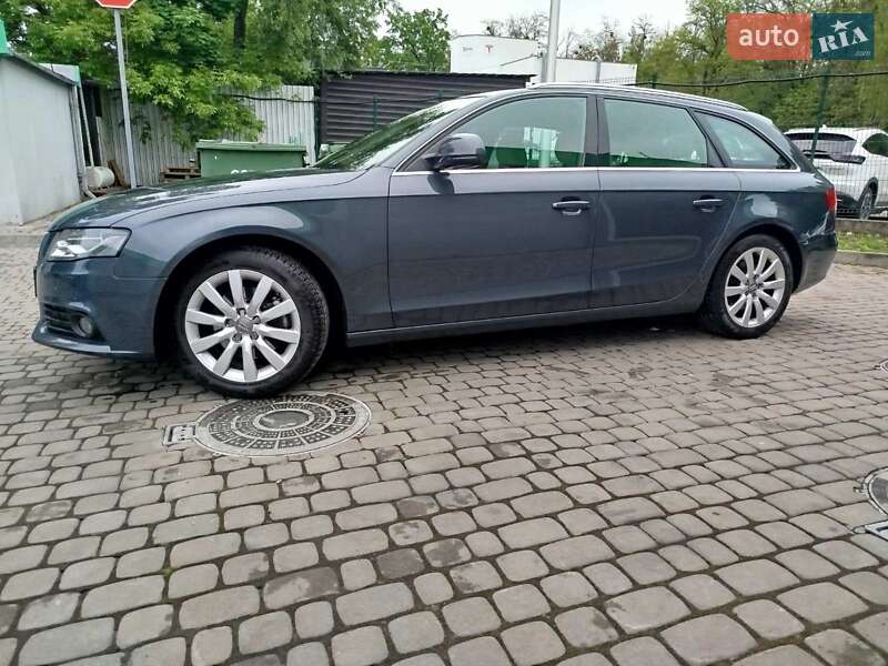 Универсал Audi A4 2008 в 