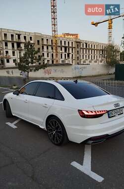 Седан Audi A4 2023 в 