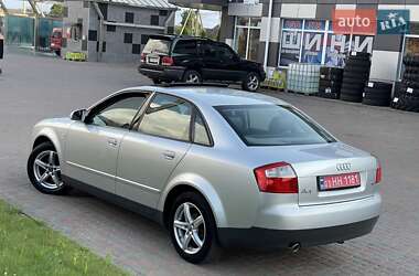 Седан Audi A4 2002 в 