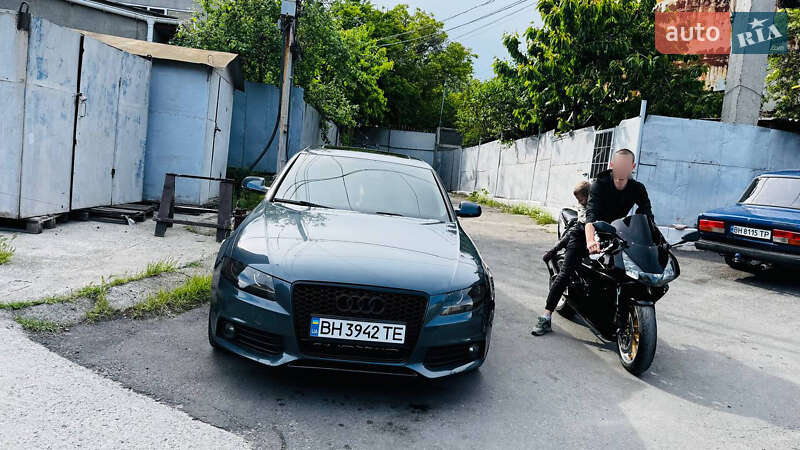 Audi A4 2011