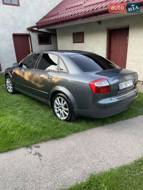 Седан Audi A4 2003 в Львове