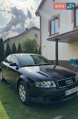 Седан Audi A4 2002 в 