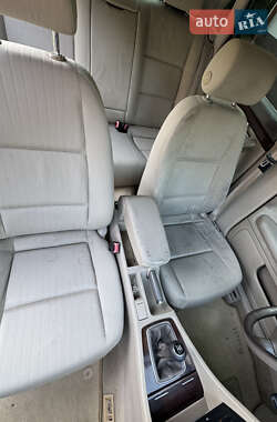 Седан Audi A4 2002 в 