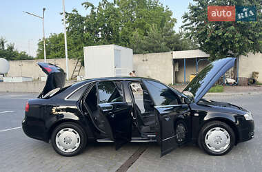Седан Audi A4 2006 в 