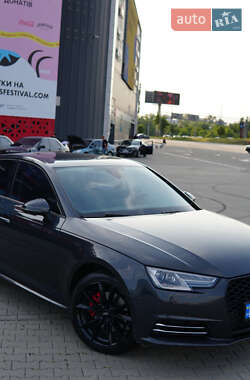 Седан Audi A4 2018 в 