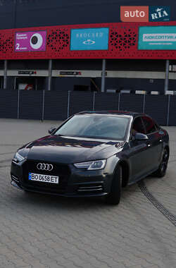 Седан Audi A4 2018 в 