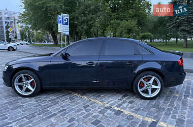 Седан Audi A4 2012 в 
