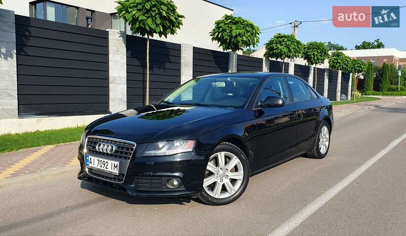 Седан Audi A4 2010 в Киеве