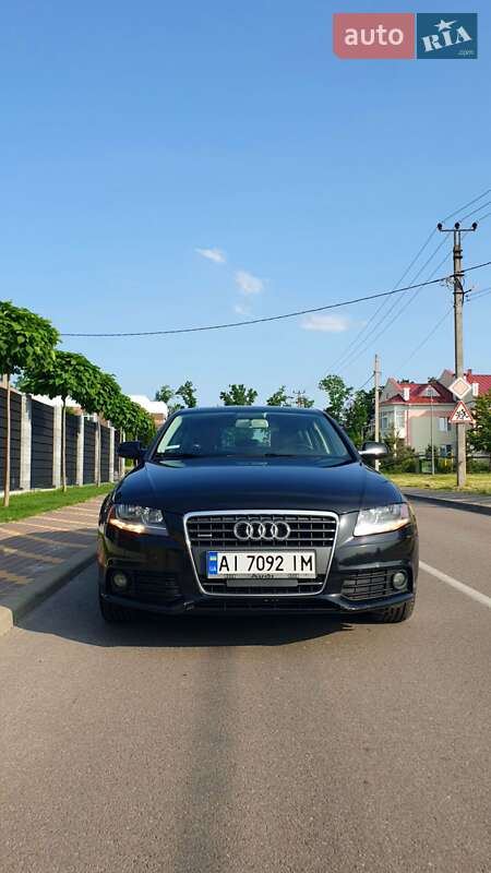 Седан Audi A4 2010 в Киеве