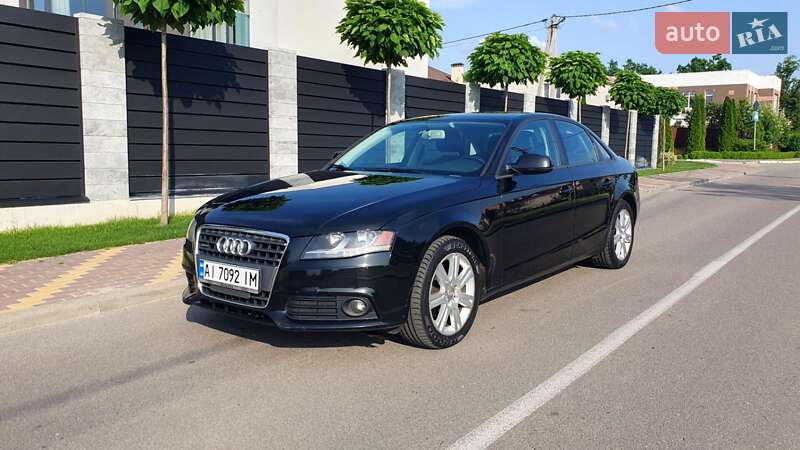 Седан Audi A4 2010 в Киеве