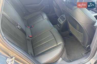 Седан Audi A4 2019 в 