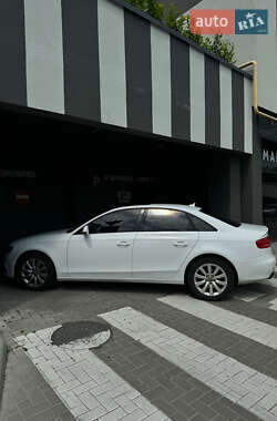 Седан Audi A4 2009 в 