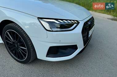 Седан Audi A4 2020 в 