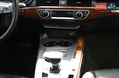 Седан Audi A4 2016 в 