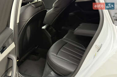 Универсал Audi A4 2019 в 