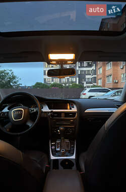 Седан Audi A4 2012 в 