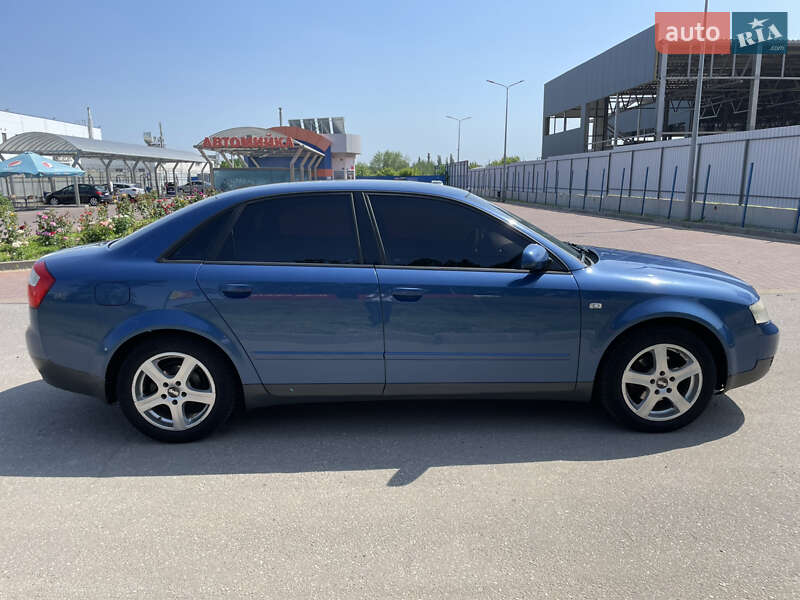 Седан Audi A4 2002 в Полтаве