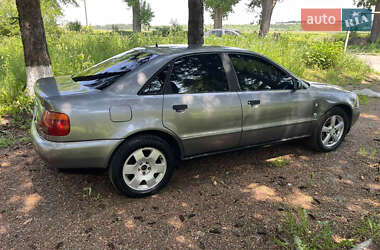 Седан Audi A4 1996 в 