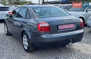 Седан Audi A4 2001 в 
