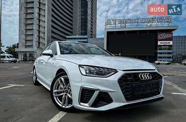 Седан Audi A4 2023 в 