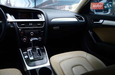 Седан Audi A4 2015 в 