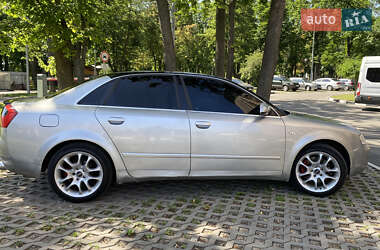 Седан Audi A4 2003 в 