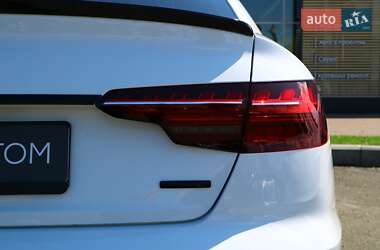 Седан Audi A4 2023 в 