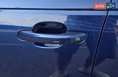 Седан Audi A4 2016 в 