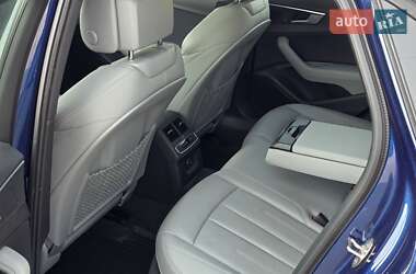 Седан Audi A4 2016 в 