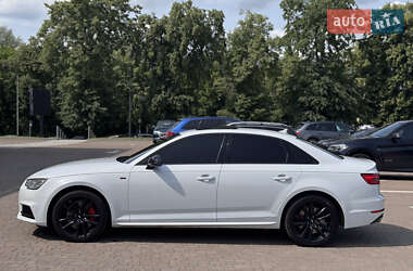 Седан Audi A4 2016 в 