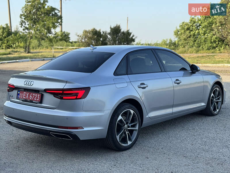 Седан Audi A4 2019 в Новом Буге
