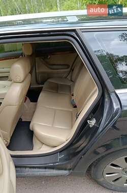 Универсал Audi A4 2004 в 