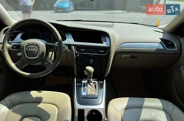 Седан Audi A4 2011 в 