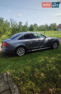 Седан Audi A4 2015 в 