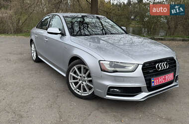 Седан Audi A4 2015 в Луцке