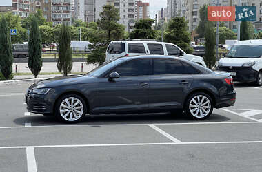 Седан Audi A4 2016 в 