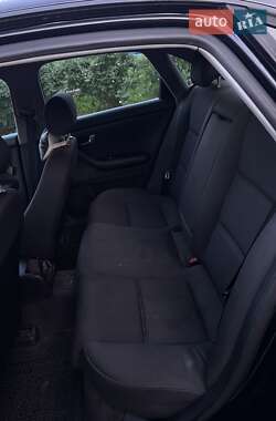 Седан Audi A4 2002 в 