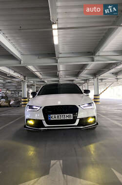 Седан Audi A4 2015 в Киеве