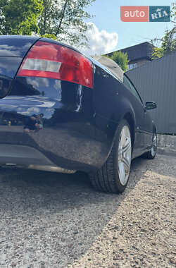 Кабриолет Audi A4 2002 в 