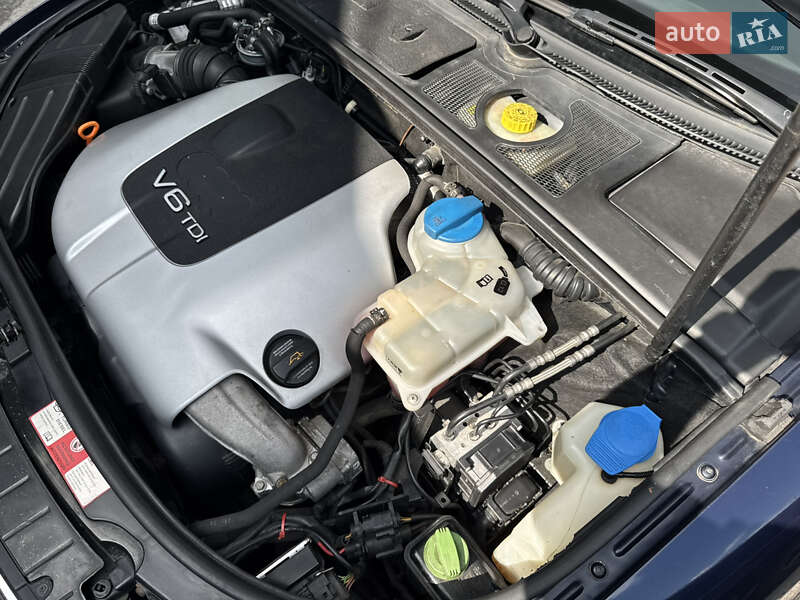 Кабриолет Audi A4 2003 в Киеве
