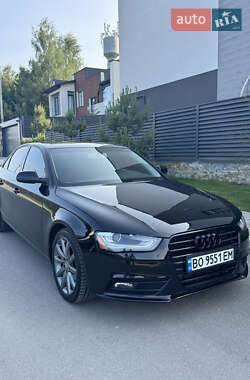 Седан Audi A4 2012 в Тернополе