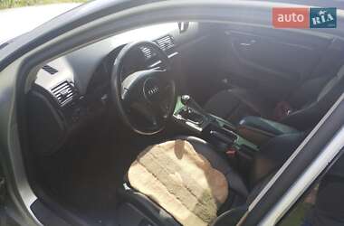 Седан Audi A4 2003 в 