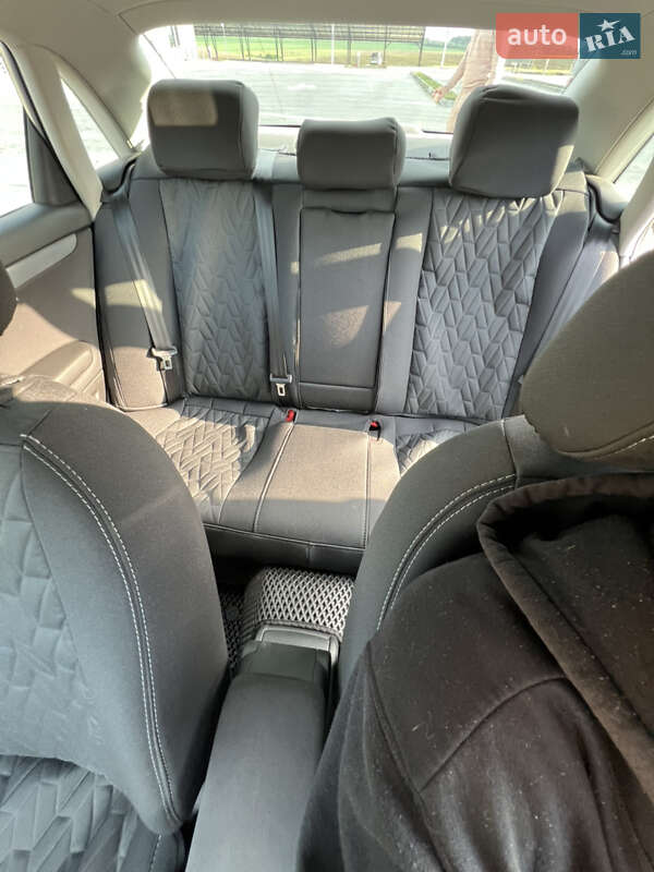 Седан Audi A4 2007 в Тернополе