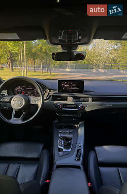 Седан Audi A4 2016 в 