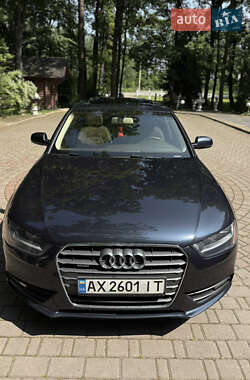 Седан Audi A4 2012 в Богородчанах