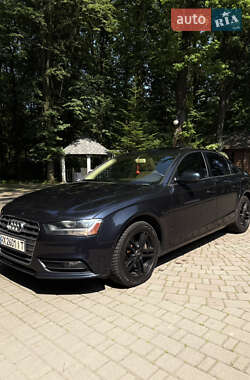Седан Audi A4 2012 в 