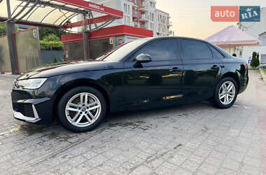 Седан Audi A4 2016 в 